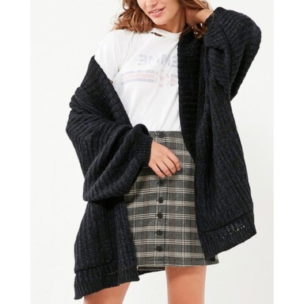 Urban Outfitters Jesse Oversized Cardigan in Navy/Black